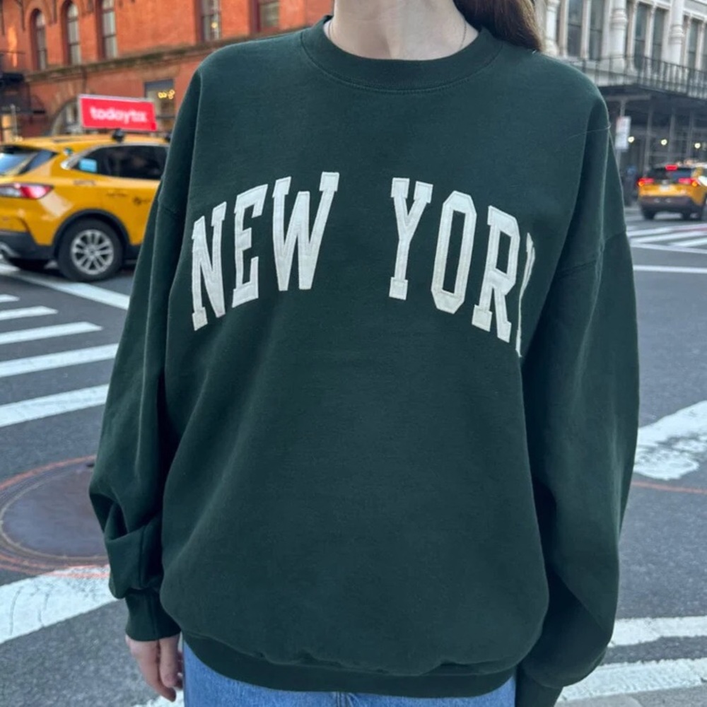 Brandy Melville Green 'New York' Sweatshirt